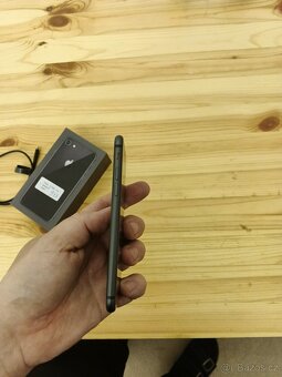 iPhone 8 64GB - 6