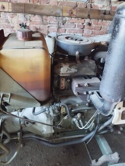 Yanmar YM1700 + příslušenství. - 6