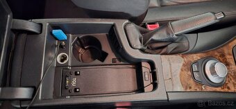 Bmw e90 330xi - 6