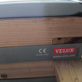 4x střešní okno Velux 78x160 cm - 6