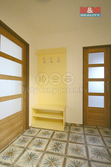 Pronájem bytu 1+kk, 37m², Hradec Králové, ul. Bratří Štefanů - 6