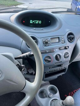 Toyota Yaris 1.0 VVT-i 50Kw - 6