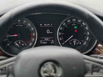 Škoda Superb Combi Elegance DSG 2014 - 6