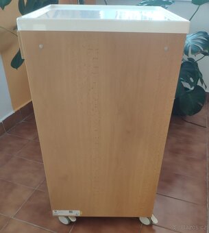 Noční stolek ke zdravotní posteli - 6