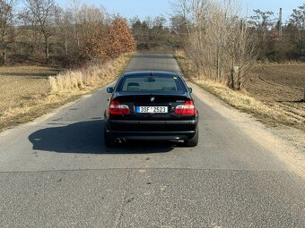 BMW 330i M-Paket 6q Manuál - 6