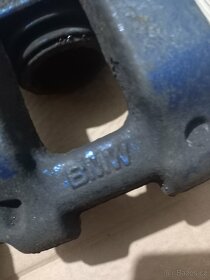 BMW F 31 PŘEDNÍ BRZDY - 6