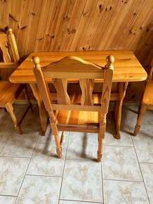 Dřevěný stůl z masivu - 6
