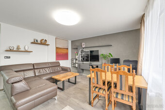 Prodej moderního bytu 3+1 s lodžií a sklepem, 85 m² – Chrudi - 6