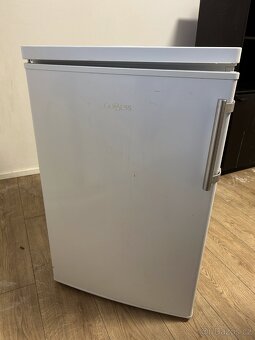 Prodám chladničku s mrazícím prostorem Goddess RSB085GW9 - 6