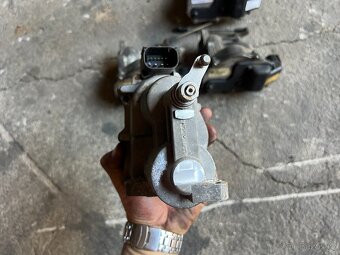BMW M5/M6 E60/E61/E63/E64 Throttle actuator - 6