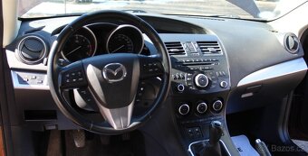 Mazda 3 - 6