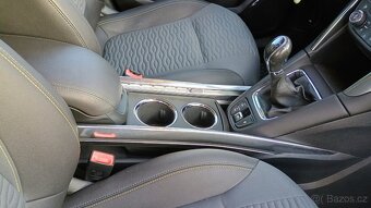 Opel Zafira 1. 4 turbo  7 míst nová cena - 6