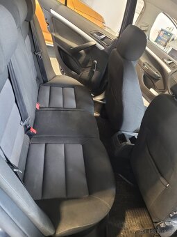 Octavia 2 1.9 TDI 77 kw r.v. 2008 - 6