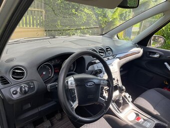Ford Galaxy - 6