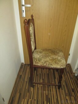Starožitná řezbovaná židle - 6
