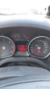 Ford Galaxy 2010 - 6