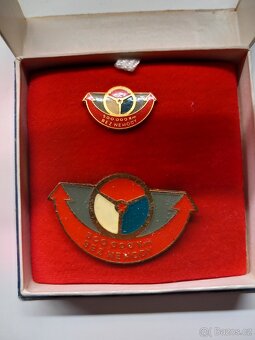 Odznaky - 250.000 a 500.000 bez nehody - 6
