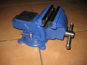 Svěrák otočný. - 6
