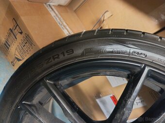 Pirelli pzero 225/40/19 - 6