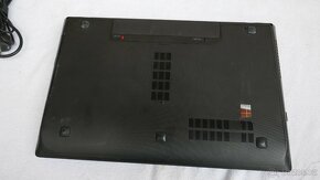 Lenovo IdeaPad G710 o velikosti displeje 17,3" - 6