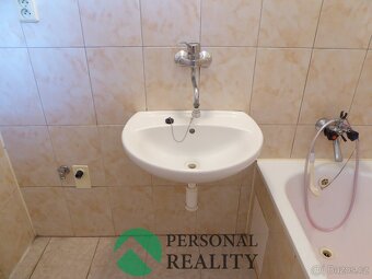 Pronájem bytu, 2+1 69 m2, Nové Dvory u Doksan, ev.č. 02220 - 6