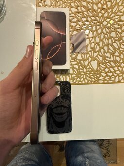 Prodám iPhone 16 pro - 6
