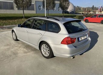BMW E91 320D 2010 LCI - 6