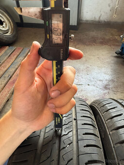 185/60 R14 BARUM - 6