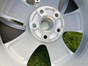 alu kola 5x112 r17 Škoda a 225/50/17 - 6