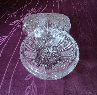 Broušená miska s víčkem - 6