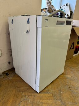 Myčka BEKO 60cm - 6