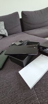 Samsung galaxy S22 8GB/256GB - 6