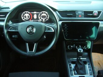 Škoda Superb 2.0TDI kombi - 6