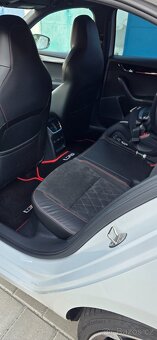 Škoda Octavia RS 245 2.0 Tsi - 6