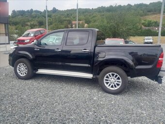 Toyota Hilux 3,0 D-4D Double Cab 4x4 (2014) - 6