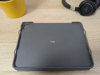 iPad Air 2022 Cellular (5. generace) + příslušenství - 6