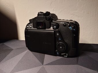 Canon EOS 80D + dva objektivy a karta - 6