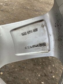 Letní sada originál vw litych kol 5x112 225/45 r17 - 6