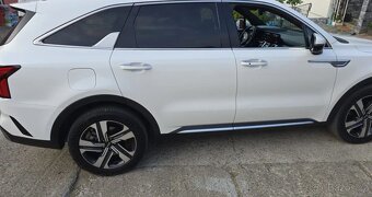 Kia Sorento 2.2 CRDi AWD Exclusive Biela - 6
