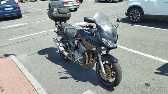 Suzuki Bandit GSF600 - 6