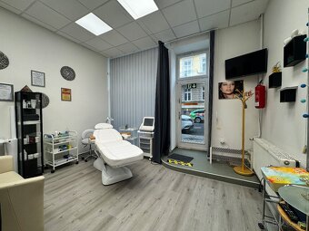 Přenechání nájmu kosmetického salonu – Teplice - centrum - 6