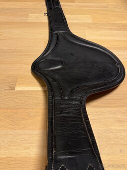 Černý okopávací podbřišník fouganza velikost 125cm. - 6