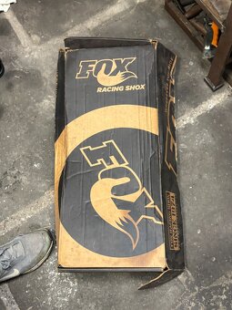 Zadní tlumič Yamaha YFZ450R FOX - 6