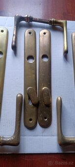 Mosazné kování 5x - 6