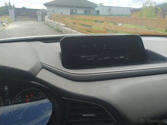 Vyměním, prodám Mazda CX30 za Mazda mx30 - 6