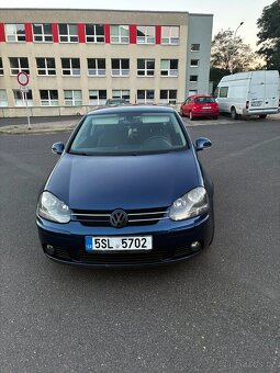 Volkswagen Golf 5 - 6