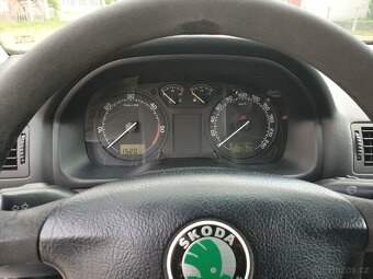 Škoda Octavia 1 - 6