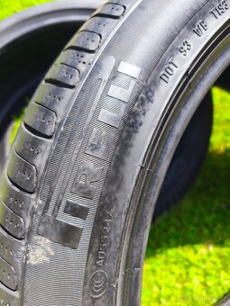 2 letní pneumatiky Pirelli 235/45/18 6,3mm - 6