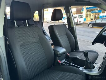 Suzuki Grand Vitara 2.4i Comfort benzín 124kw - 6