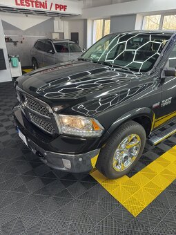 Predám Dodge RAM 1500 5.7 HEMI 2018 4x4 TOP STAV - 6